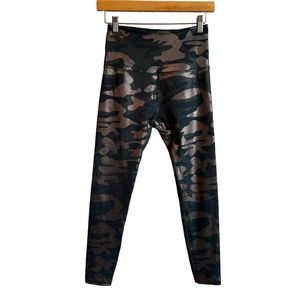Women’s Beyond Yoga Camo Print Full Length Leggings Size Small